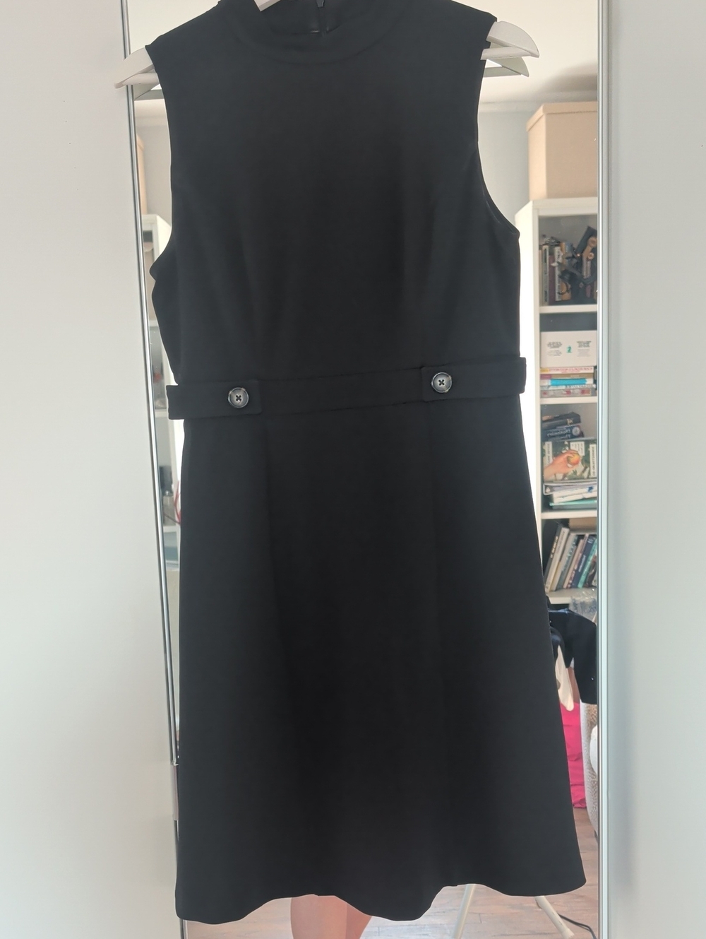 Maggy London Black Sleeveless Midi Dress with Buttoned Waistband